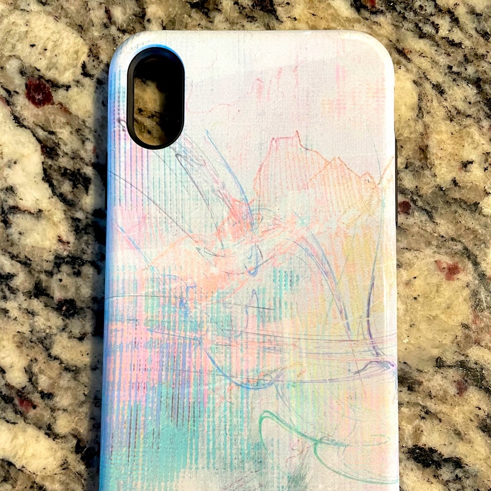 Beautiful and mega durable xs max iphone case.